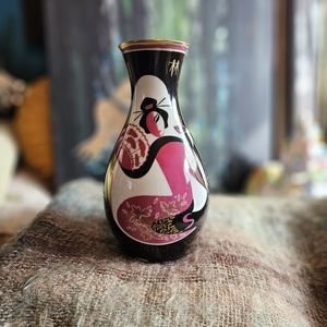Vintage Geisha Vase